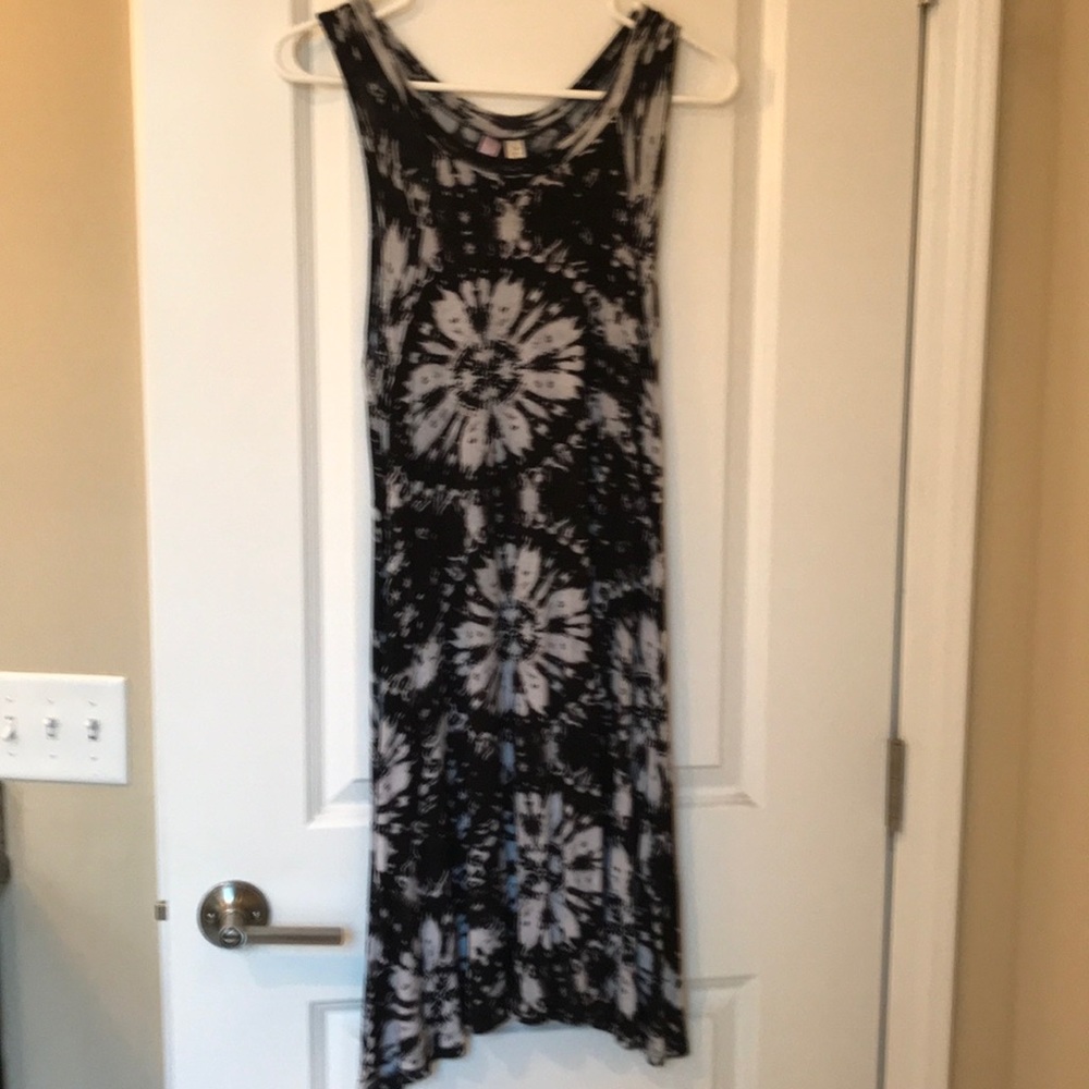 Francesca’s tye dye dress